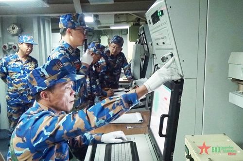 Lữ đoàn 162, Vùng 4 Hải quân hoàn thành nội dung huấn luyện và kiểm tra K3 trên biển
